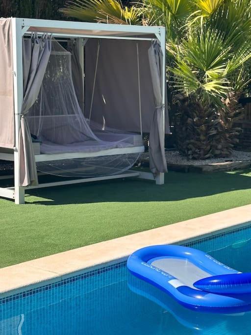 Espectacular Alojamiento Con Piscina En Liria Exterior foto